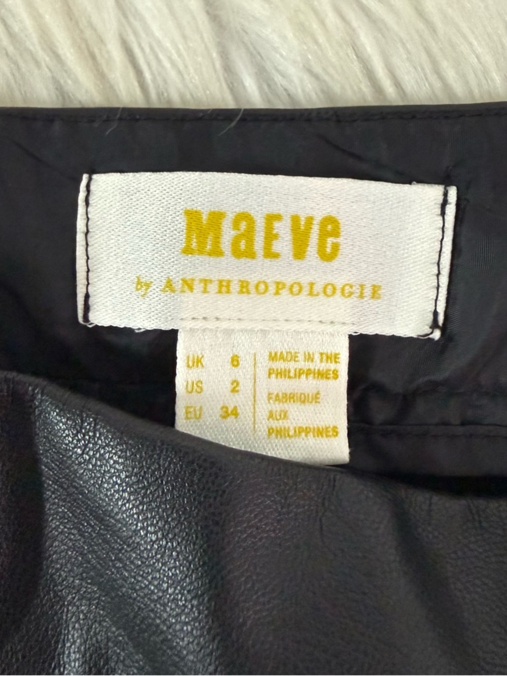 Maeve Anthropologie Faux Leather Pants Size 2 Black Zip Ankle Straight Leg - Picture 4 of 9